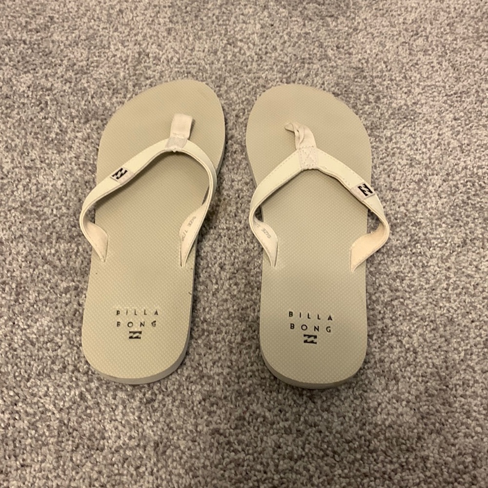 Billabong flip flops